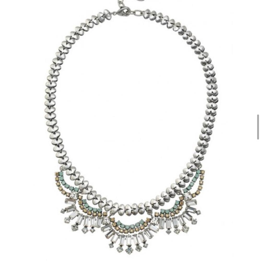 Stella & Dot Belle Statement Necklace
